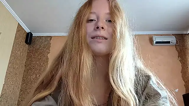 Snapshot of KateVibe_01 chatting on June 22, 2026, 3:25 am KateVibe 01 online show from June 22, 2026, 3:25 am