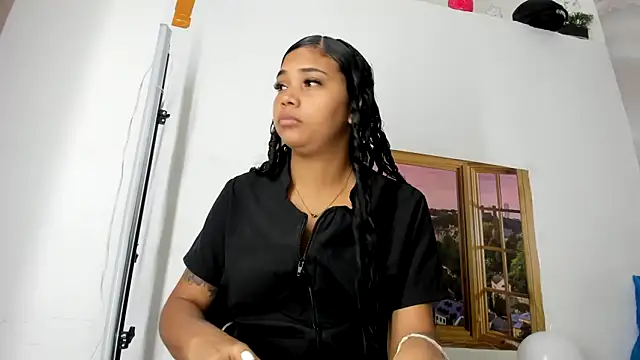 EllyBloom online show from June 6, 2026, 1:16 pm