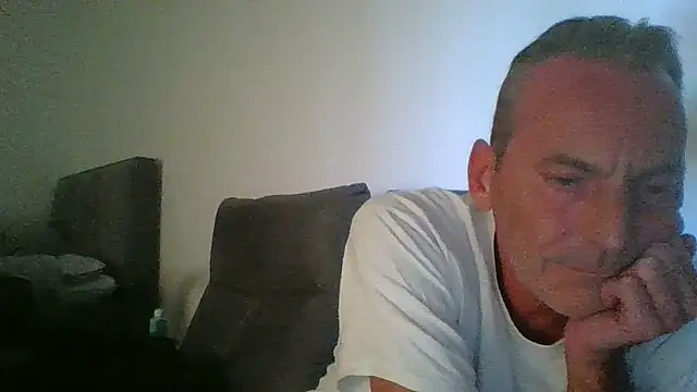 Snapshot of CanCumALot chatting on April 30, 2026, 3:41 pm CanCumALot online show from April 30, 2026, 3:41 pm