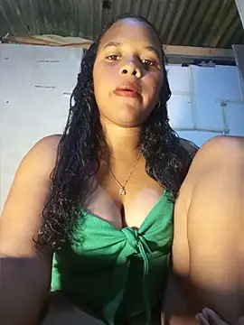 Snapshot of michelle_castillo chatting on April 12, 2026, 3:10 am michelle castillo online show from April 12, 2026, 3:10 am
