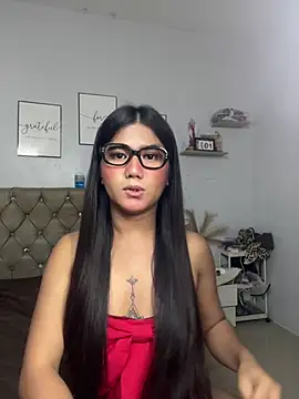 JassmineLove online show from April 15, 2026, 8:09 pm