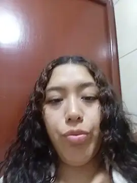 BlancaNievesxxo online show from June 15, 2026, 10:20 pm