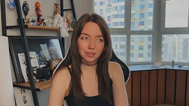 marcyraw online show from April 5, 2026, 1:18 pm