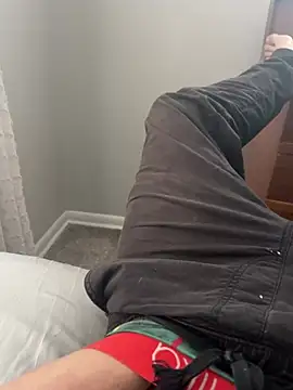 Pussymuncher822 online show from April 13, 2026, 8:02 pm