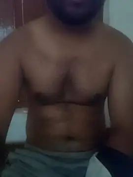 X-boy-11 online show from May 17, 2026, 5:18 am
