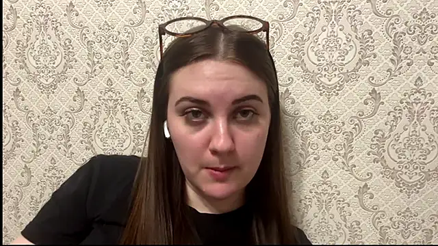 Snapshot of Dosya2034 chatting on April 8, 2026, 8:21 pm Dosya2034 online show from April 8, 2026, 8:21 pm