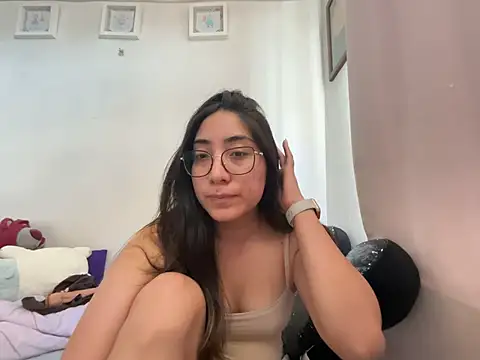 Snapshot of vampiralatina chatting on July 9, 2026, 6:29 pm vampiralatina online show from July 9, 2026, 6:29 pm