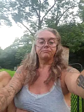 Blondejenn online show from July 29, 2026, 11:42 am