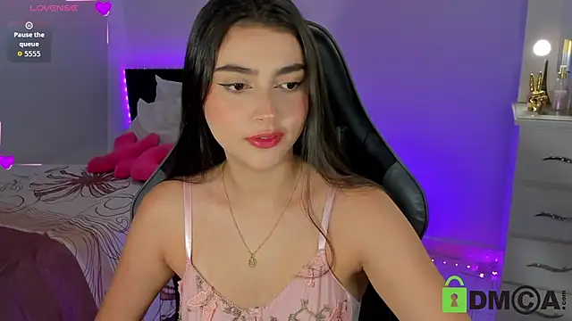 Snapshot of esmeralda_le chatting on July 20, 2026, 11:12 am esmeralda le online show from July 20, 2026, 11:12 am