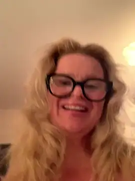 Love Lee xo online show from May 29, 2026, 12:49 am