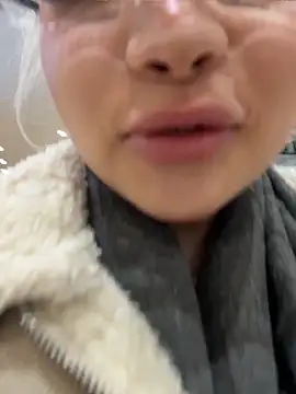 Snapshot of pink_medi1 chatting on April 12, 2026, 10:29 am pink medi1 online show from April 12, 2026, 10:29 am