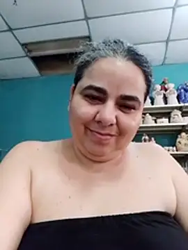 Snapshot of Golositadeamor chatting on June 19, 2026, 7:41 pm Golositadeamor online show from June 19, 2026, 7:41 pm