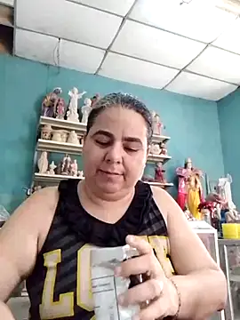 Snapshot of Golositadeamor chatting on June 15, 2026, 5:34 pm Golositadeamor online show from June 15, 2026, 5:34 pm