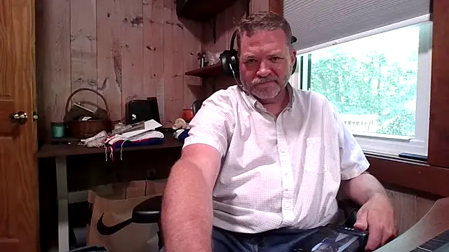 JJ CONN78 online show from June 4, 2026, 6:23 pm