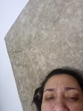 Nia amaur online show from April 8, 2026, 6:26 am