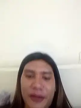 Snapshot of luna_veille chatting on May 22, 2026, 3:43 pm luna veille online show from May 22, 2026, 3:43 pm