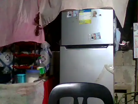 Snapshot of luna_veille chatting on May 13, 2026, 6:53 am luna veille online show from May 13, 2026, 6:53 am