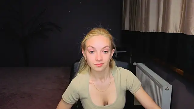 Snapshot of SonnySofia chatting on May 7, 2026, 5:38 pm SonnySofia online show from May 7, 2026, 5:38 pm