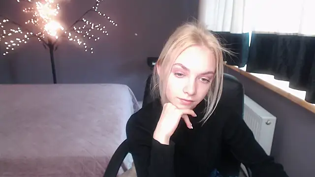 Snapshot of SonnySofia chatting on April 21, 2026, 11:50 am SonnySofia online show from April 21, 2026, 11:50 am