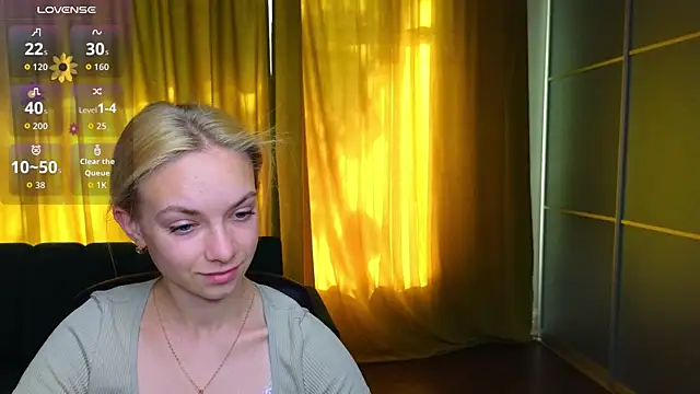 Snapshot of SonnySofia chatting on May 25, 2026, 5:40 am SonnySofia online show from May 25, 2026, 5:40 am