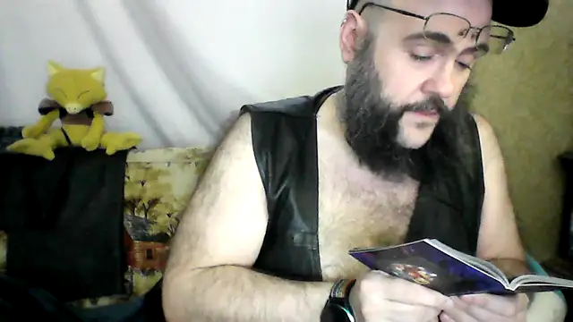 BriTheTopBear online show from May 14, 2026, 9:56 pm
