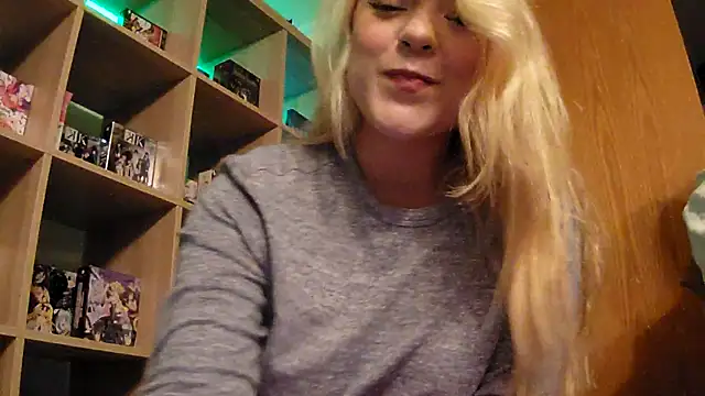 SilvyDiamond online show from June 1, 2026, 9:03 pm
