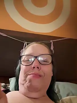 SlayNPlay online show from April 25, 2026, 3:42 am