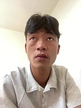 Snapshot of NV-1 chatting on April 6, 2026, 11:33 am NV-1 online show from April 6, 2026, 11:33 am