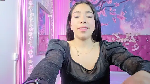 Snapshot of Taliasweet chatting on May 21, 2026, 7:55 pm Taliasweet online show from May 21, 2026, 7:55 pm