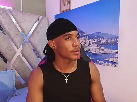 Snapshot of axel_silva4 chatting on May 19, 2026, 7:32 pm axel silva4 online show from May 19, 2026, 7:32 pm