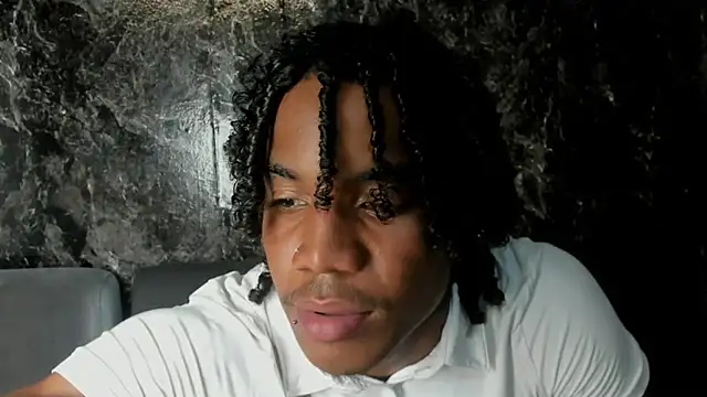 Snapshot of axel_silva4 chatting on May 20, 2026, 7:44 pm axel silva4 online show from May 20, 2026, 7:44 pm