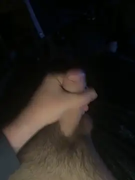 horniestboy2004 online show from April 8, 2026, 8:32 pm