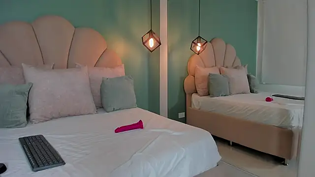 lilaa sky online show from April 30, 2026, 11:50 am