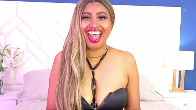 Kiara Parker  online show from May 16, 2026, 8:41 pm