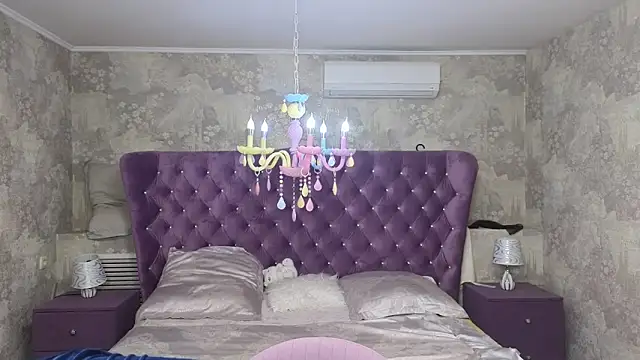 Fara Flutte online show from May 20, 2026, 6:10 am