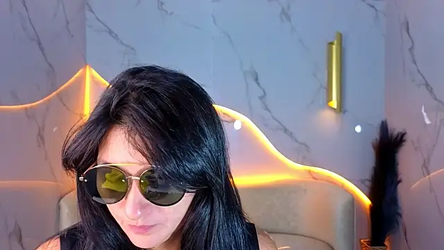 Snapshot of Alisson_tx_ chatting on April 21, 2026, 7:42 pm Alisson tx online show from April 21, 2026, 7:42 pm