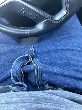 nerofu84 online show from April 8, 2026, 4:19 pm