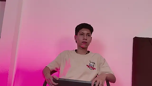 Snapshot of Samael_oa chatting on April 9, 2026, 7:53 pm Samael oa online show from April 9, 2026, 7:53 pm