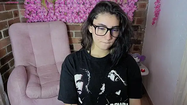 Snapshot of darknesscosplayer56 chatting on April 7, 2026, 7:59 pm darknesscosplayer56 online show from April 7, 2026, 7:59 pm