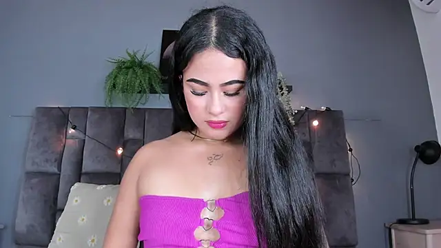 Snapshot of MatildaTaylor__ chatting on April 11, 2026, 7:39 pm MatildaTaylor online show from April 11, 2026, 7:39 pm