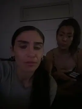 naughtyfriendsplay online show from April 6, 2026, 11:28 pm