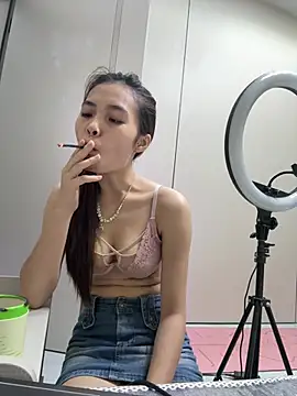 Mimiluv1234 online show from May 14, 2026, 2:25 pm