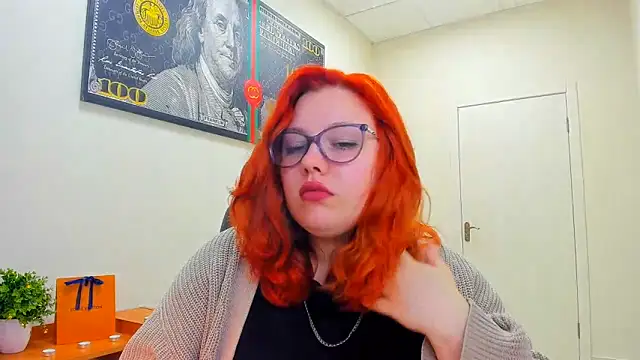 Snapshot of Aillia-Rous chatting on June 15, 2026, 6:24 am Aillia-Rous online show from June 15, 2026, 6:24 am