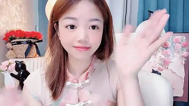 Snapshot of Lilababy00 chatting on July 20, 2026, 5:15 am Lilababy00 online show from July 20, 2026, 5:15 am