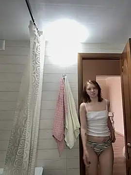 Snapshot of ririshka chatting on April 8, 2026, 7:21 am ririshka online show from April 8, 2026, 7:21 am