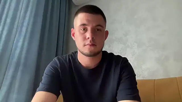 Snapshot of Viktor348 chatting on April 8, 2026, 1:23 pm Viktor348 online show from April 8, 2026, 1:23 pm