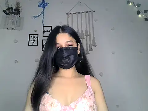 Snapshot of HOT_SNEHA4 chatting on July 19, 2026, 6:33 am HOT SNEHA4 online show from July 19, 2026, 6:33 am