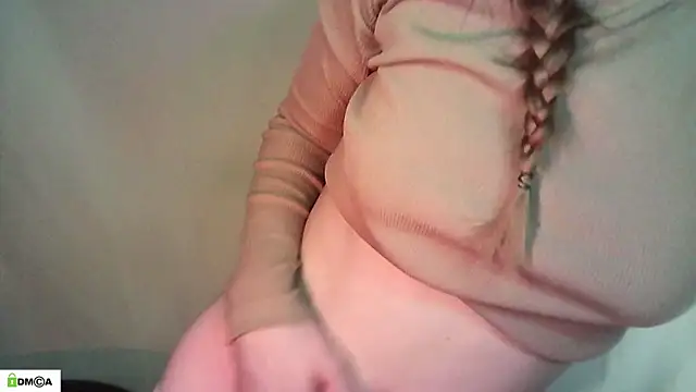 Snapshot of Lymalia chatting on May 11, 2026, 3:52 am Lymalia online show from May 11, 2026, 3:52 am