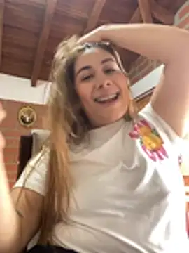  BellaSmith  online show from May 19, 2026, 2:13 pm