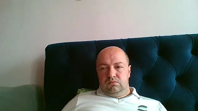 Snapshot of Luceriusbigass chatting on May 16, 2026, 6:34 am Luceriusbigass online show from May 16, 2026, 6:34 am